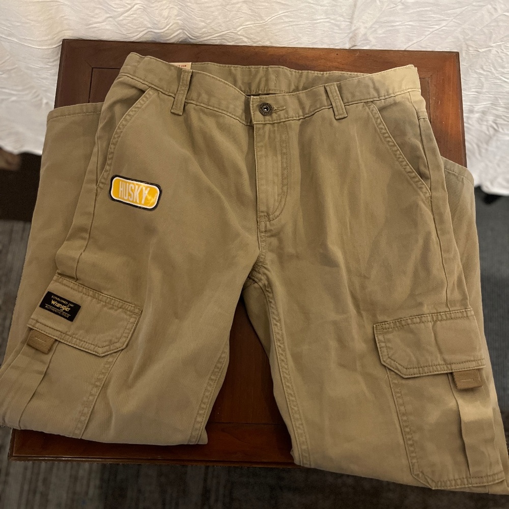 Size 10 boys wrangler cargo pants NWT